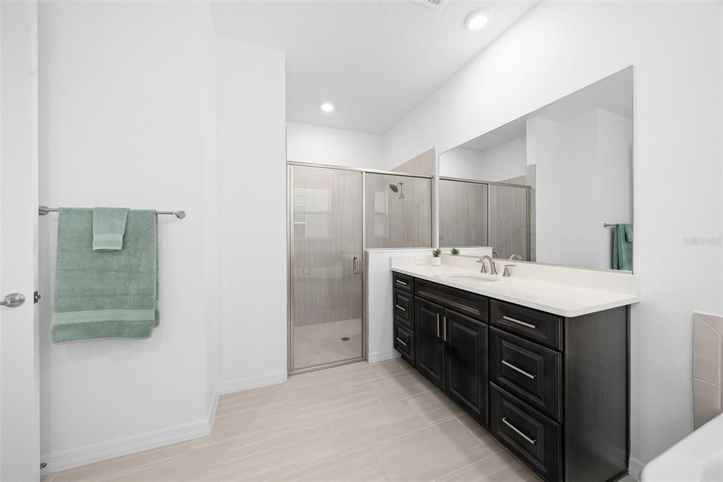 待售: $589,000 (5 贝兹, 4 浴室, 3271 平方英尺)