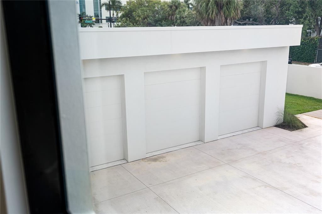 For Sale: $4,599,999 (4 beds, 4 baths, 4513 Square Feet)