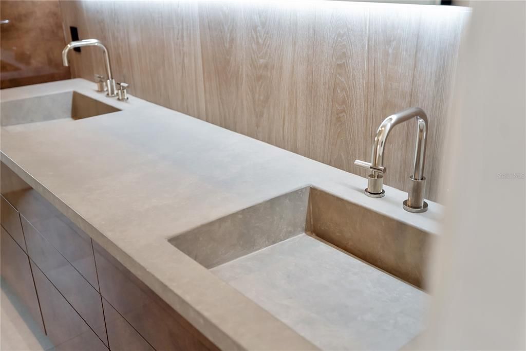 For Sale: $4,599,999 (4 beds, 4 baths, 4513 Square Feet)