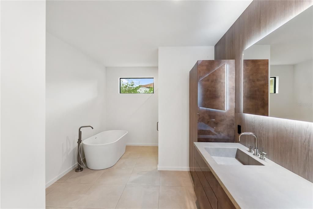 For Sale: $4,599,999 (4 beds, 4 baths, 4513 Square Feet)