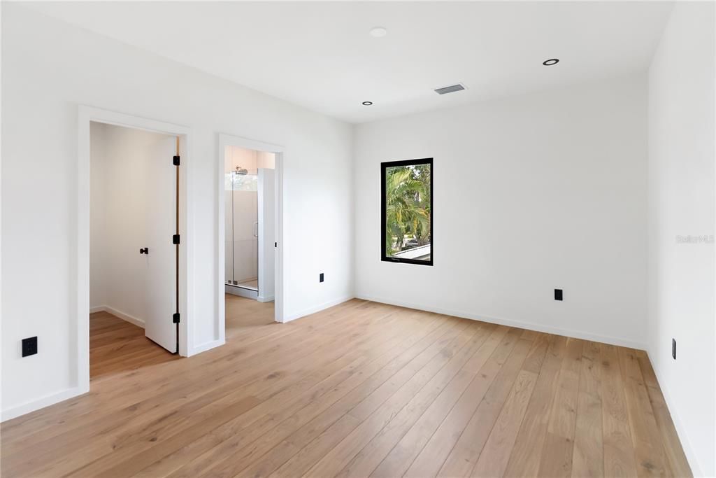 For Sale: $4,599,999 (4 beds, 4 baths, 4513 Square Feet)