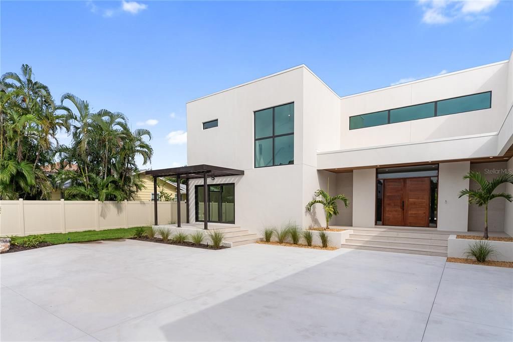 For Sale: $4,599,999 (4 beds, 4 baths, 4513 Square Feet)