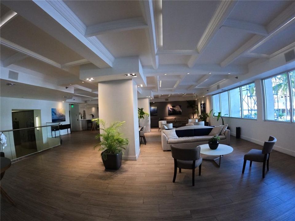 待售: $375,000 (1 贝兹, 1 浴室, 545 平方英尺)