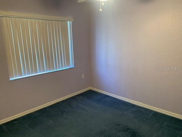 合同活跃: $249,000 (3 贝兹, 2 浴室, 1140 平方英尺)