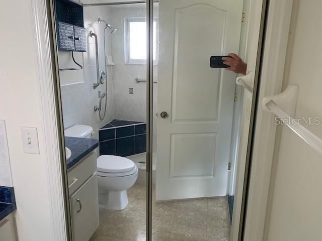 合同活跃: $249,000 (3 贝兹, 2 浴室, 1140 平方英尺)