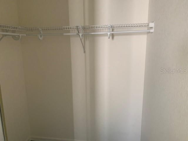 合同活跃: $249,000 (3 贝兹, 2 浴室, 1140 平方英尺)