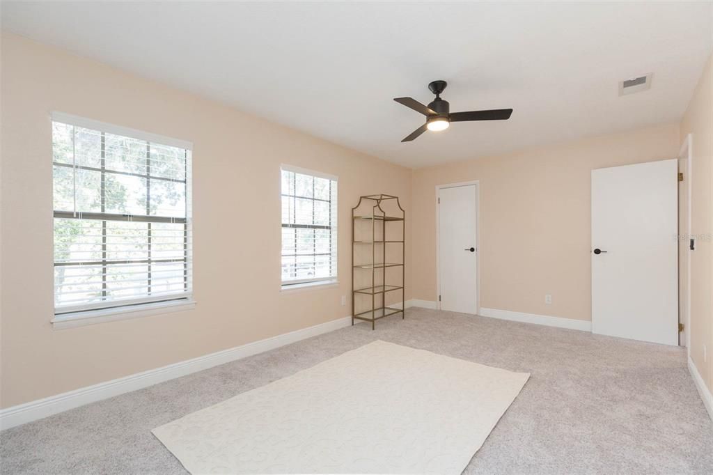 На продажу: $279,000 (2 спален, 2 ванн, 1250 Квадратных фут)