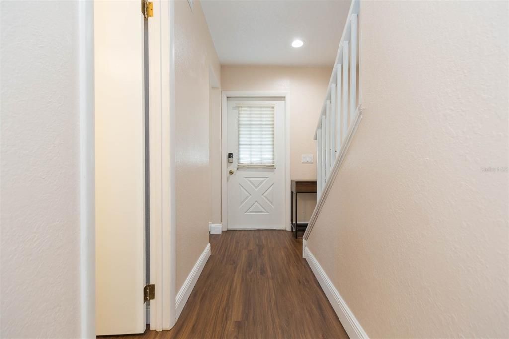 На продажу: $279,000 (2 спален, 2 ванн, 1250 Квадратных фут)