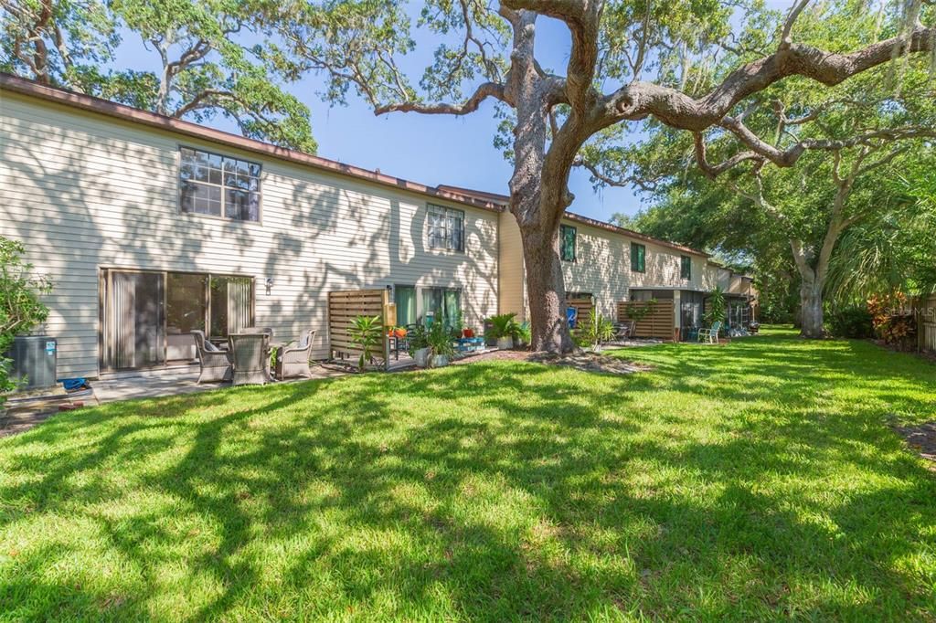 На продажу: $279,000 (2 спален, 2 ванн, 1250 Квадратных фут)