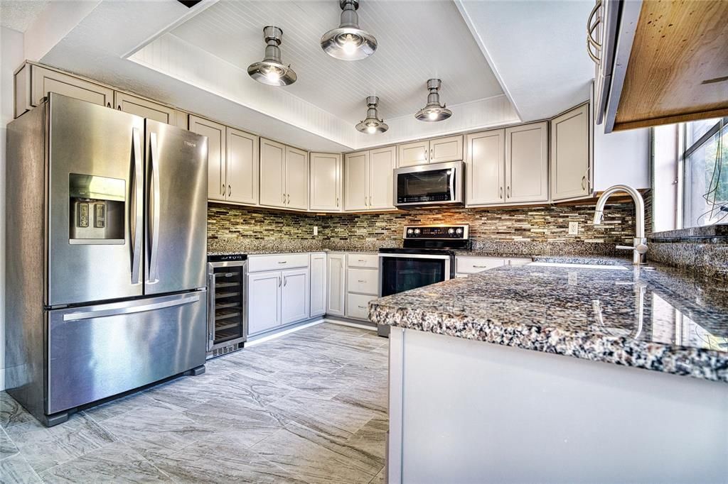 For Rent: $3,750 (5 beds, 3 baths, 3100 Square Feet)