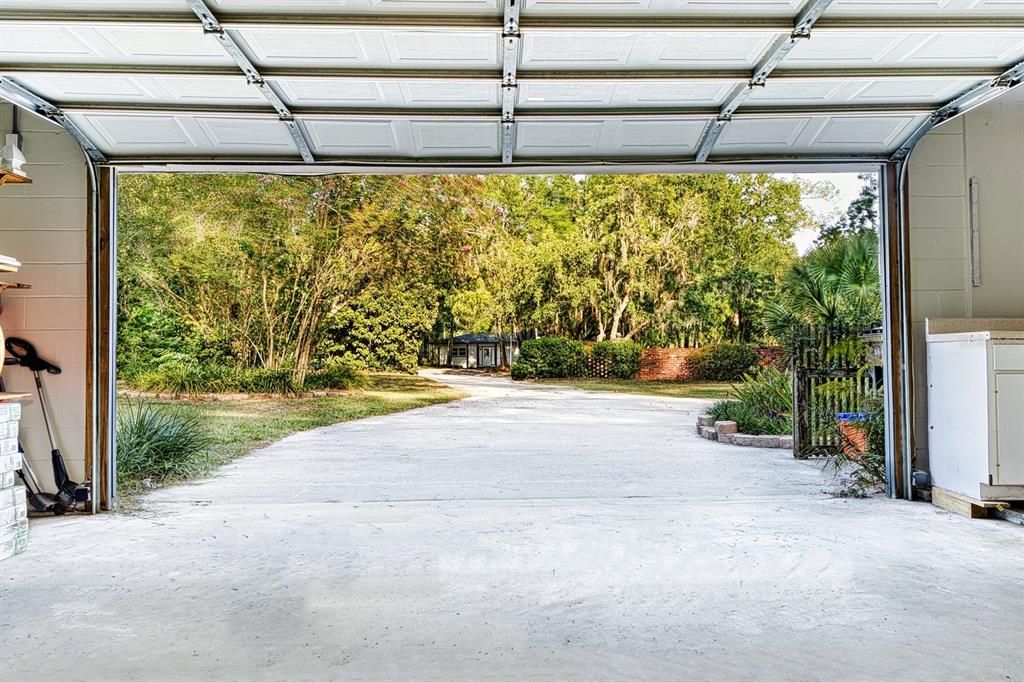 For Rent: $3,750 (5 beds, 3 baths, 3100 Square Feet)