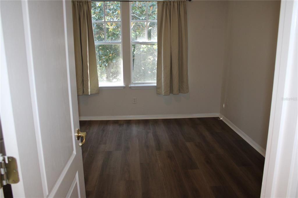 For Sale: $624,500 (5 beds, 2 baths, 2759 Square Feet)