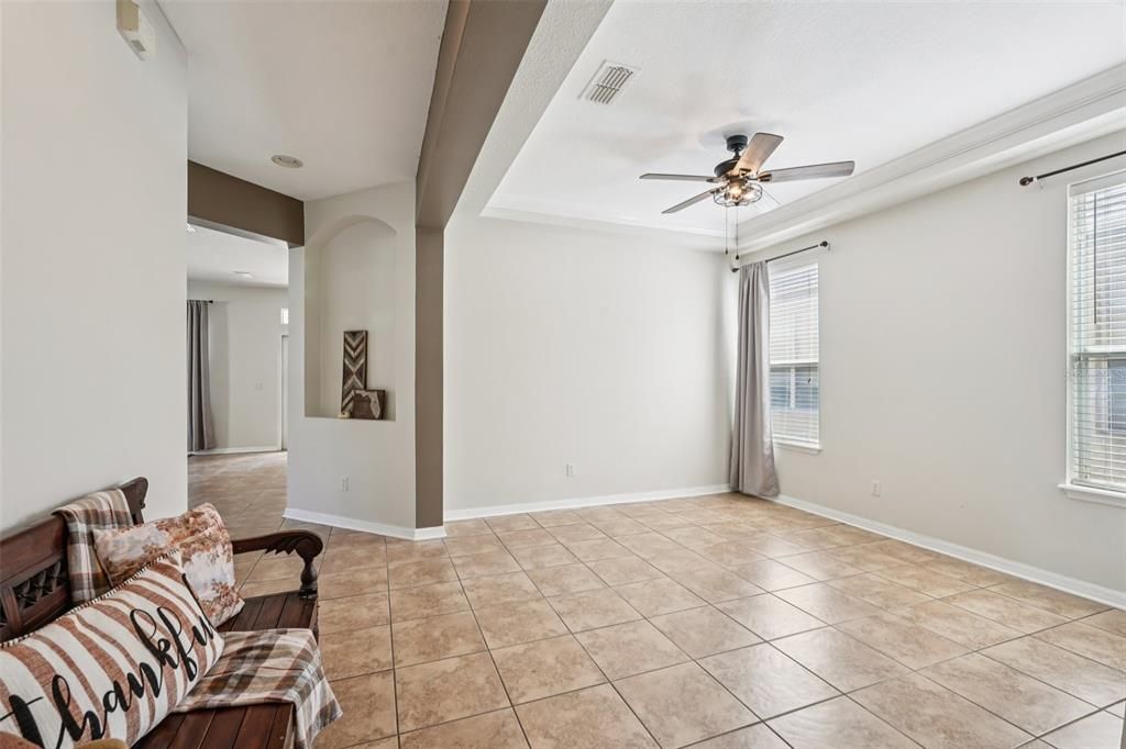 For Sale: $624,500 (5 beds, 2 baths, 2759 Square Feet)