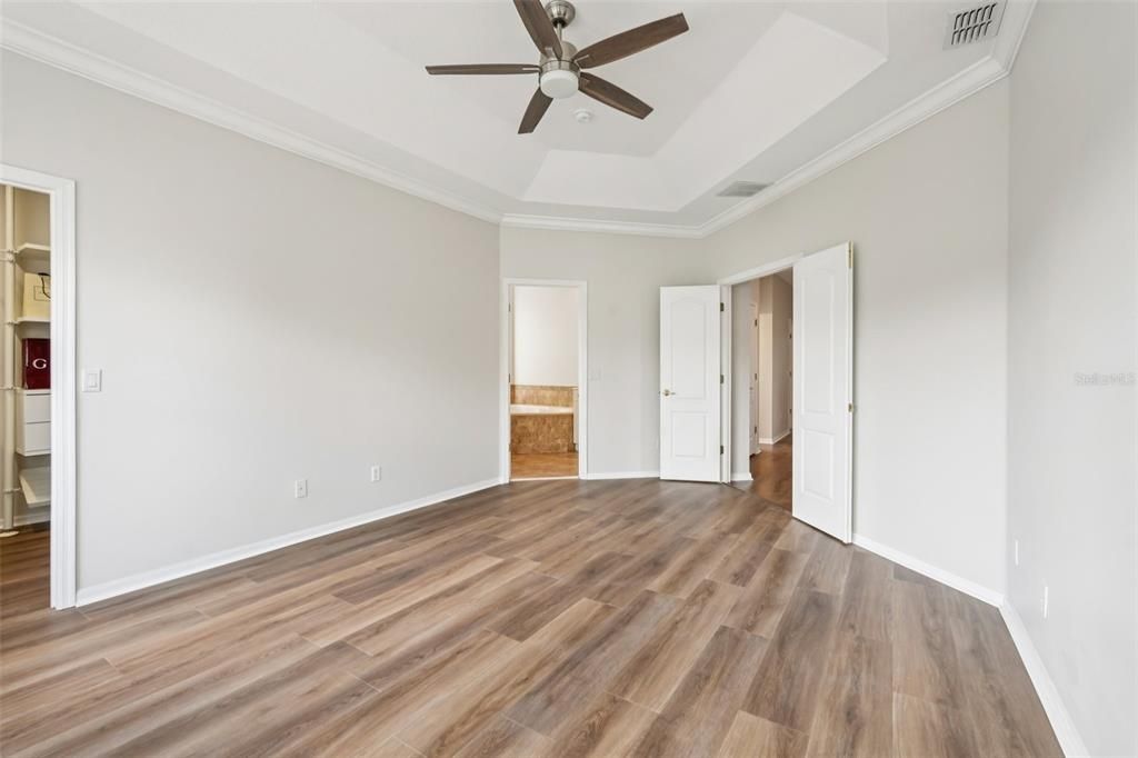 For Sale: $624,500 (5 beds, 2 baths, 2759 Square Feet)