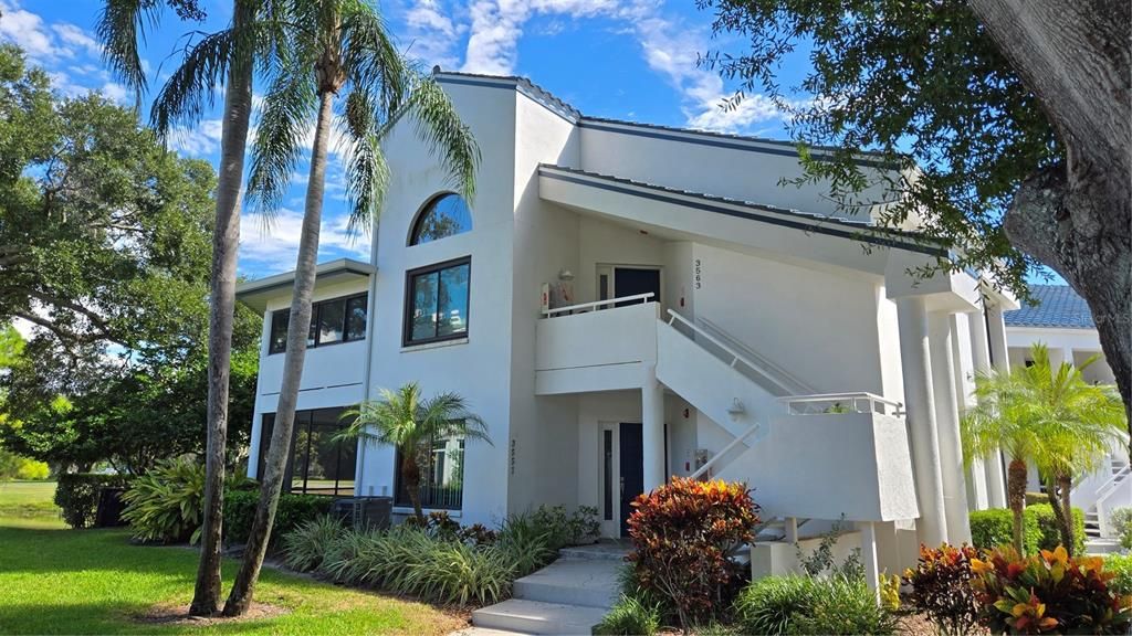 Недавно продано: $317,000 (2 спален, 2 ванн, 1340 Квадратных фут)