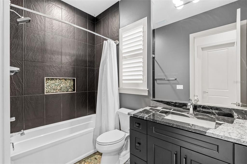 For Sale: $1,500,000 (5 beds, 5 baths, 3404 Square Feet)