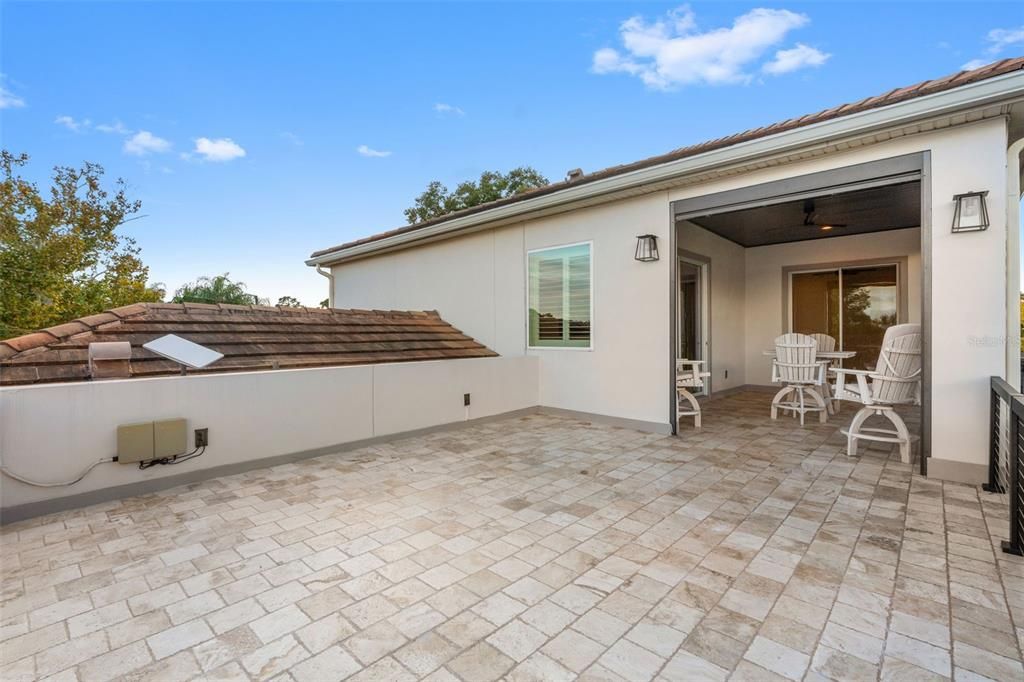 For Sale: $1,500,000 (5 beds, 5 baths, 3404 Square Feet)