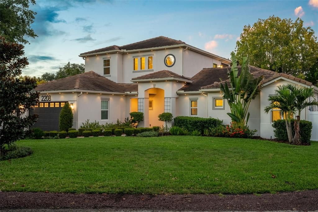 For Sale: $1,500,000 (5 beds, 5 baths, 3404 Square Feet)