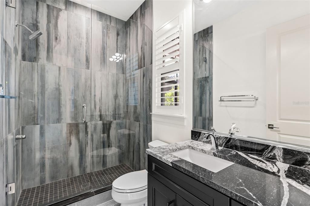 For Sale: $1,500,000 (5 beds, 5 baths, 3404 Square Feet)