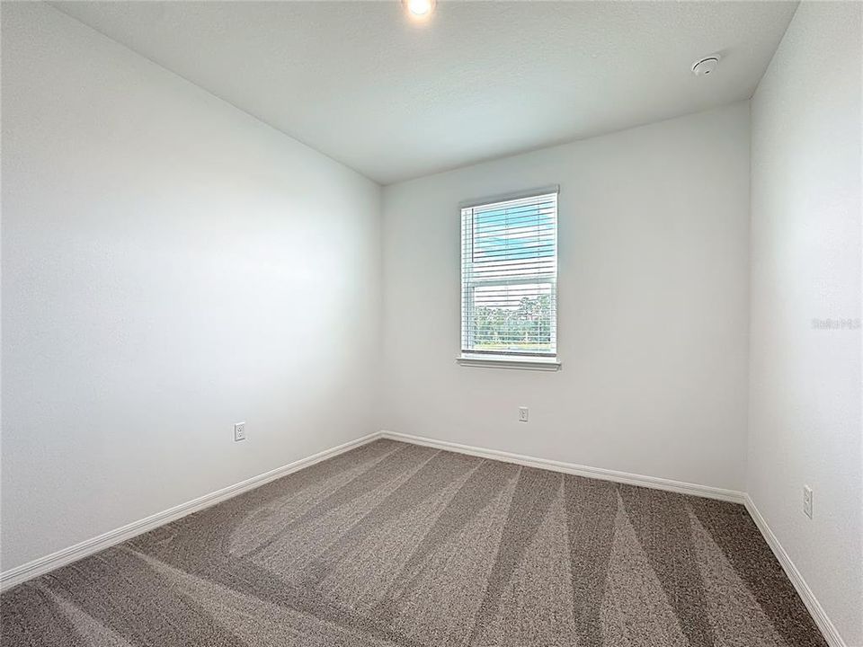 Active With Contract: $2,395 (3 beds, 2 baths, 1760 Square Feet)