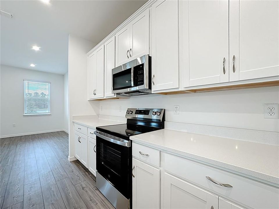 Active With Contract: $2,395 (3 beds, 2 baths, 1760 Square Feet)