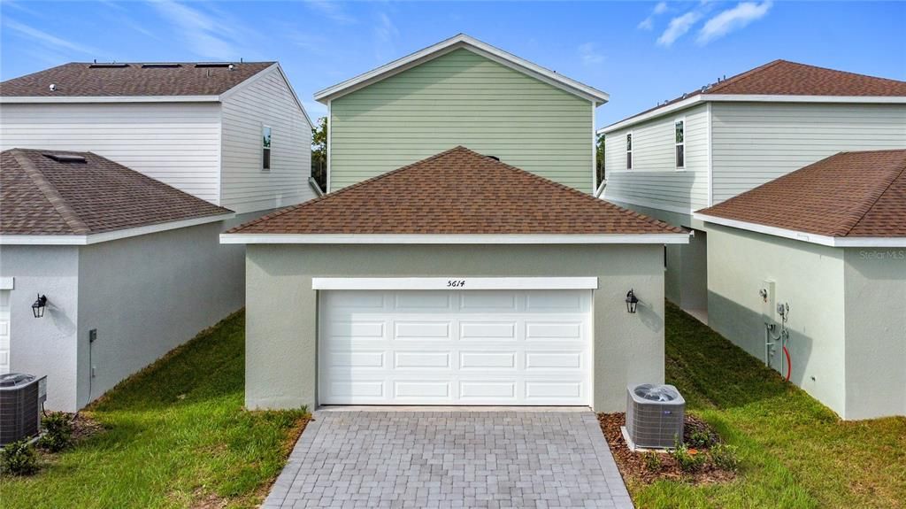 Active With Contract: $2,395 (3 beds, 2 baths, 1760 Square Feet)