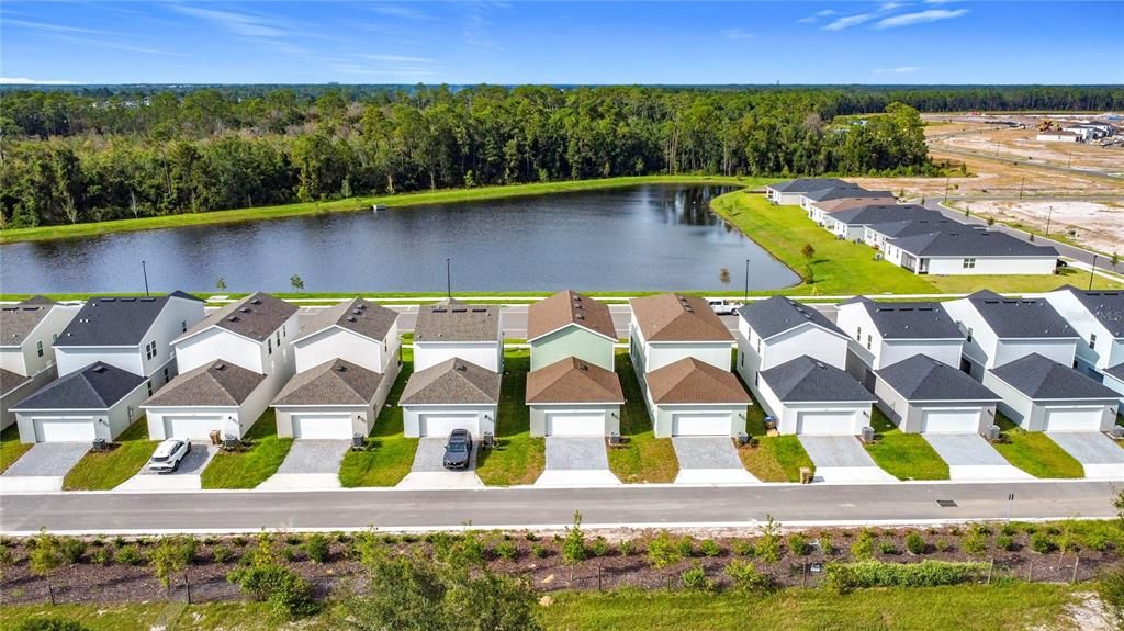 Active With Contract: $2,395 (3 beds, 2 baths, 1760 Square Feet)