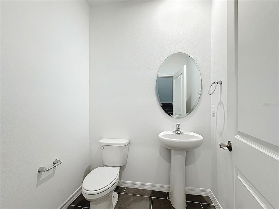 Active With Contract: $2,395 (3 beds, 2 baths, 1760 Square Feet)