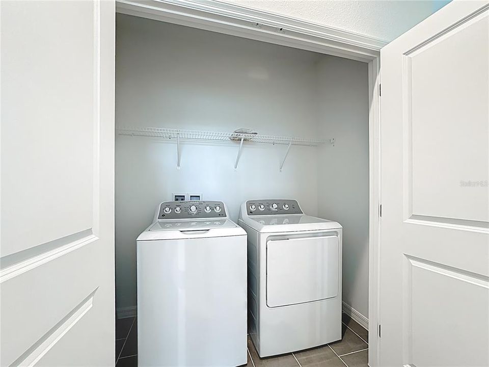 Active With Contract: $2,395 (3 beds, 2 baths, 1760 Square Feet)