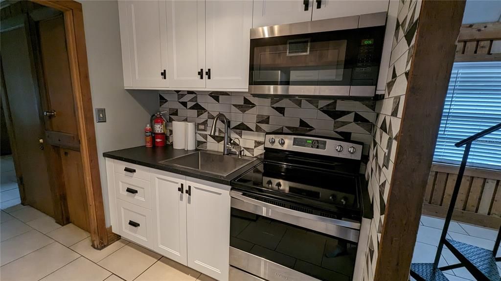 出租: $1,775 (2 贝兹, 2 浴室, 630 平方英尺)