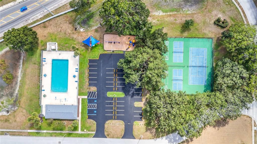 Active With Contract: $299,900 (4 beds, 2 baths, 1544 Square Feet)