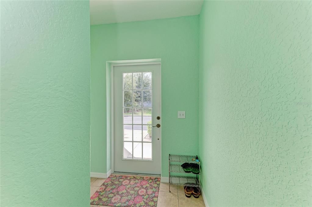 待售: $280,000 (3 贝兹, 3 浴室, 2044 平方英尺)