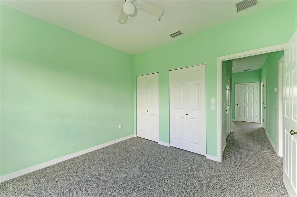 待售: $280,000 (3 贝兹, 3 浴室, 2044 平方英尺)