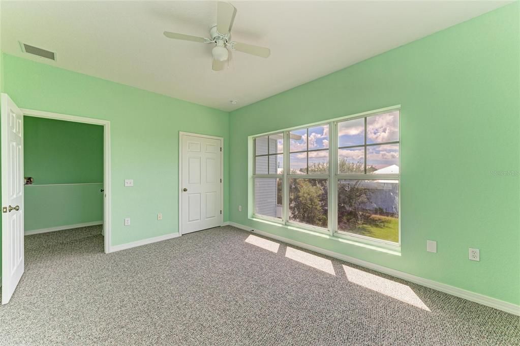 待售: $280,000 (3 贝兹, 3 浴室, 2044 平方英尺)