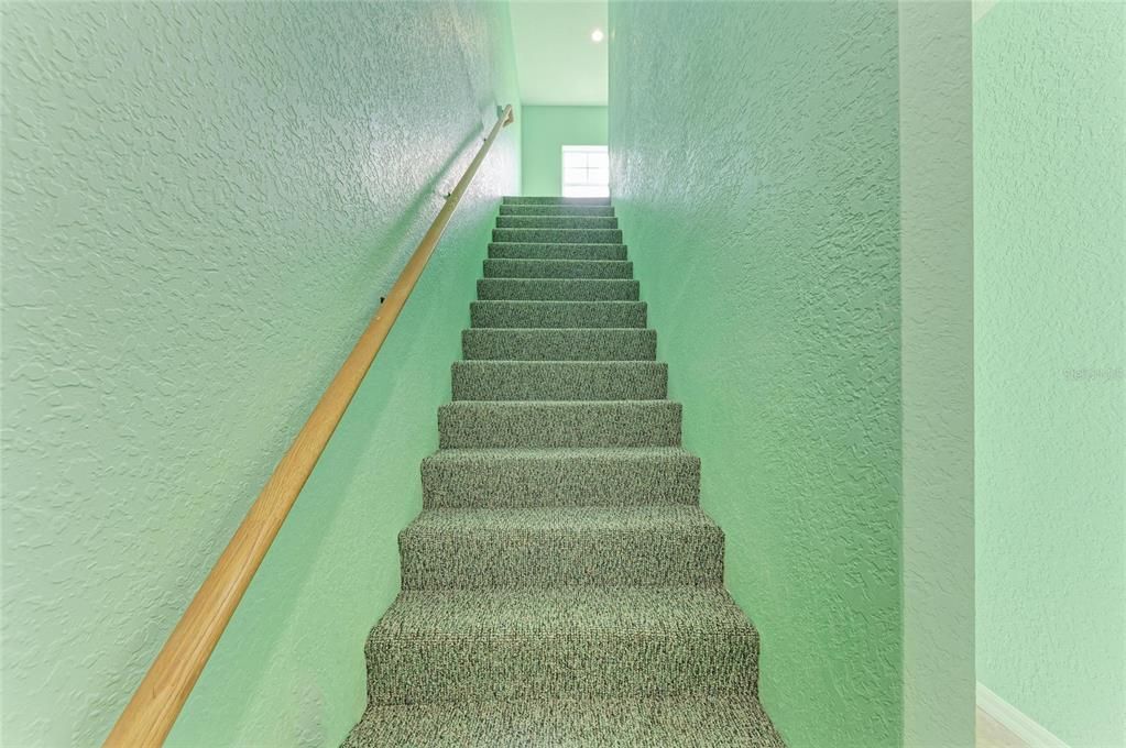 待售: $280,000 (3 贝兹, 3 浴室, 2044 平方英尺)