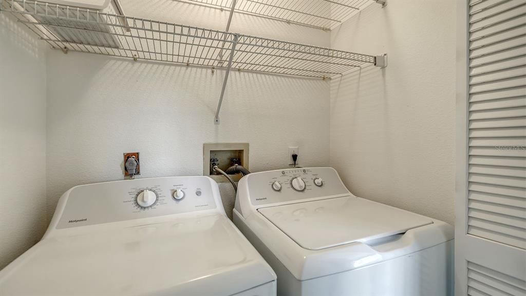 Active With Contract: $350,000 (3 beds, 2 baths, 1311 Square Feet)