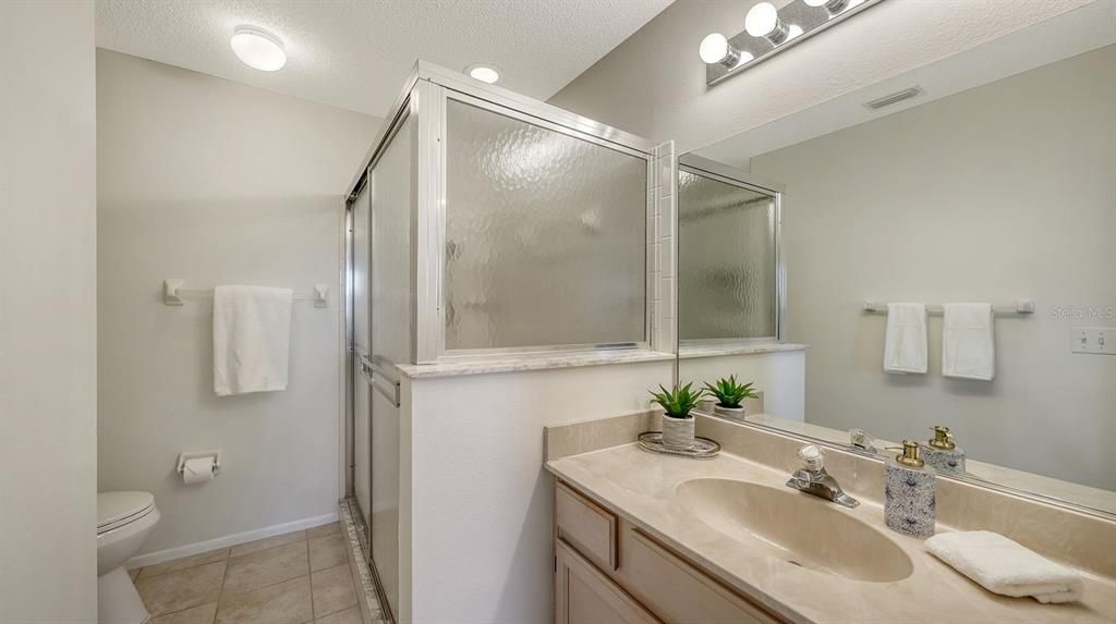 Active With Contract: $350,000 (3 beds, 2 baths, 1311 Square Feet)