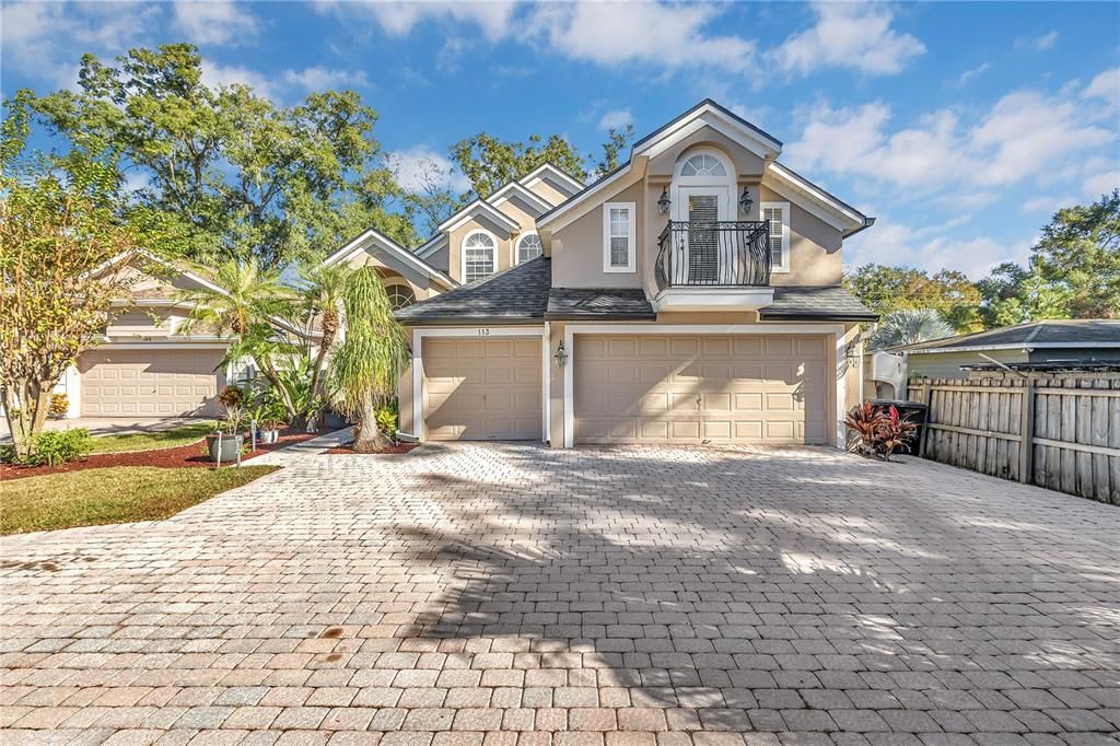 Recently Sold: $590,000 (4 beds, 3 baths, 2774 Square Feet)