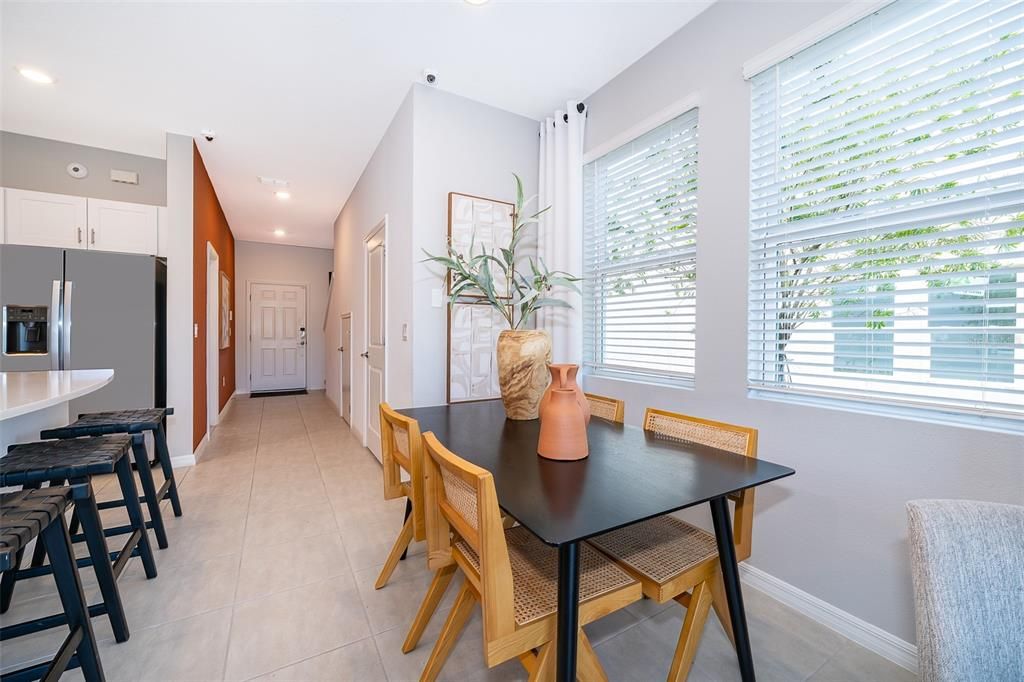 待售: $292,500 (3 贝兹, 2 浴室, 1553 平方英尺)