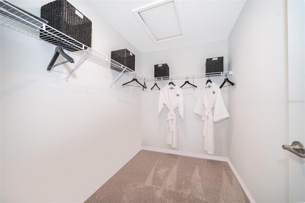 待售: $292,500 (3 贝兹, 2 浴室, 1553 平方英尺)