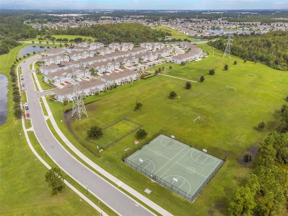 Activo con contrato: $439,900 (4 camas, 2 baños, 1850 Pies cuadrados)