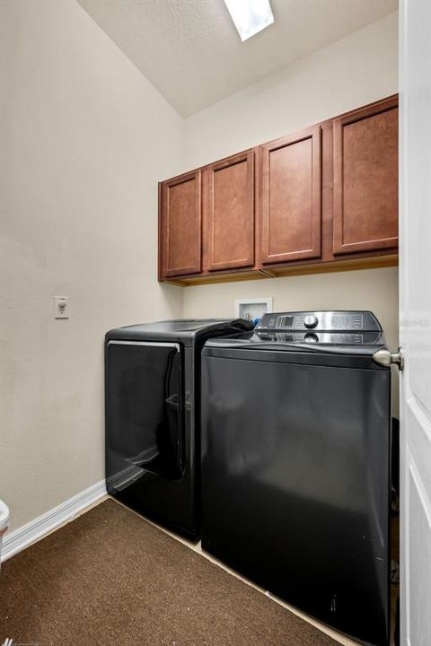 Activo con contrato: $439,900 (4 camas, 2 baños, 1850 Pies cuadrados)