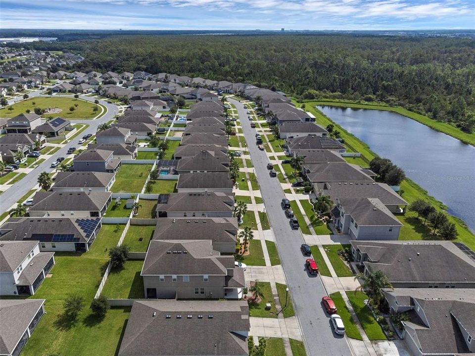 Activo con contrato: $439,900 (4 camas, 2 baños, 1850 Pies cuadrados)