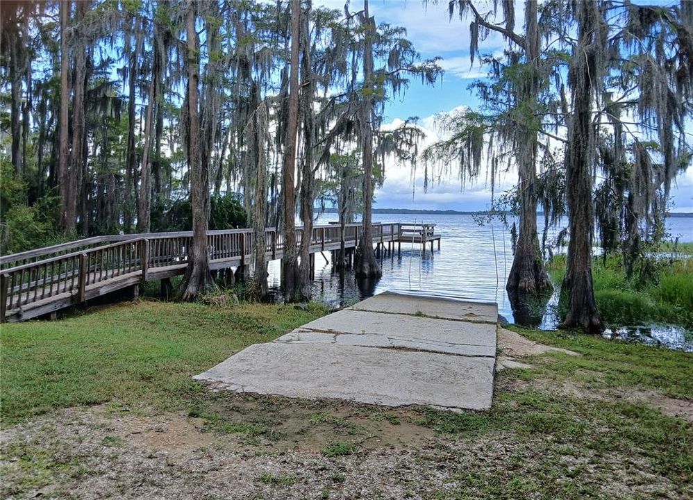 For Sale: $650,000 (4 beds, 2 baths, 2026 Square Feet)