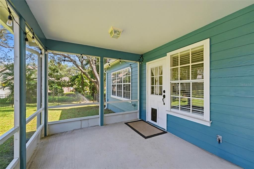 For Sale: $650,000 (4 beds, 2 baths, 2026 Square Feet)