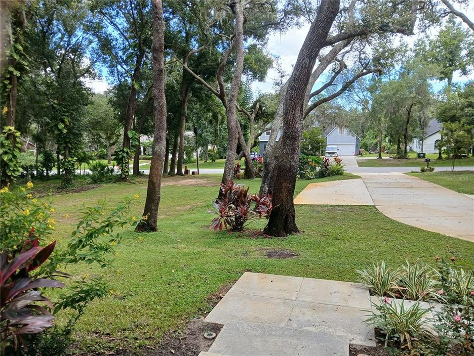 For Sale: $650,000 (4 beds, 2 baths, 2026 Square Feet)