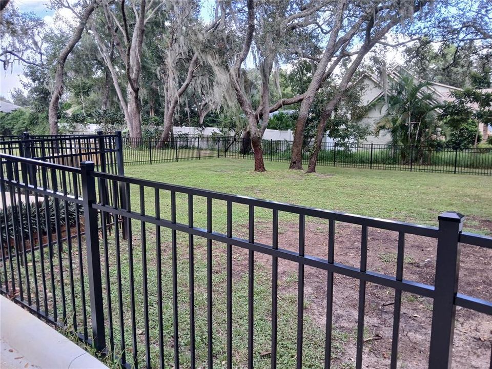 For Sale: $650,000 (4 beds, 2 baths, 2026 Square Feet)