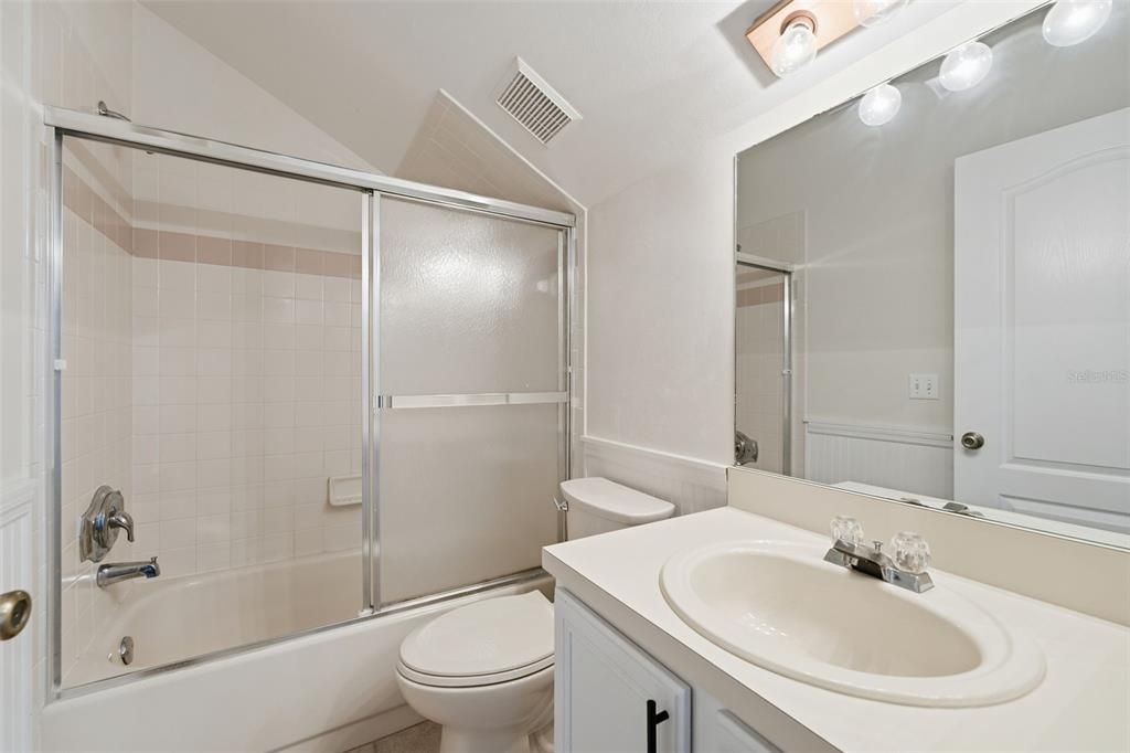 For Sale: $650,000 (4 beds, 2 baths, 2026 Square Feet)