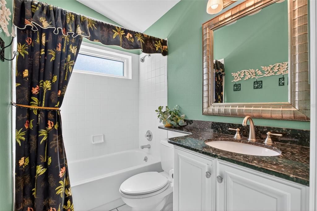 待售: $579,000 (3 贝兹, 2 浴室, 1961 平方英尺)