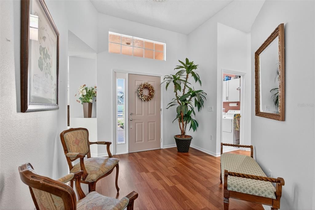 待售: $579,000 (3 贝兹, 2 浴室, 1961 平方英尺)